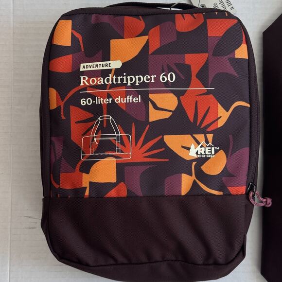 REI Roadtripper Duffle Bag 60 Liter and Medium Pod Bag Travel Sol Geo Raisin NEW - Picture 3 of 8
